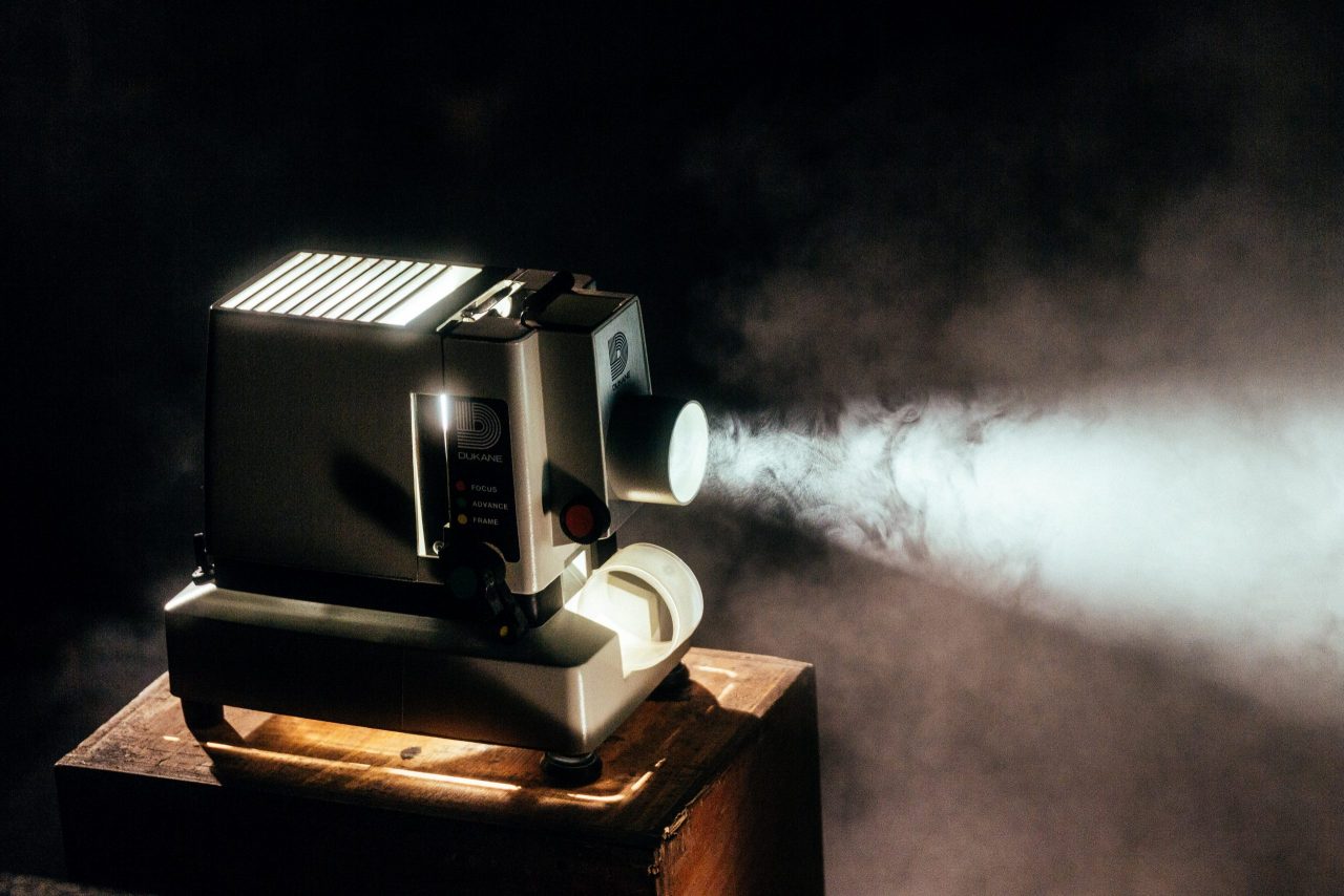 Voir les films dans la salle de cinéma